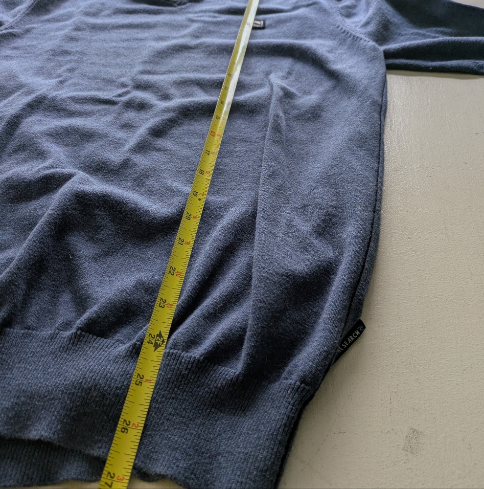 RipCurl Sweater - Picture 6 of 8
